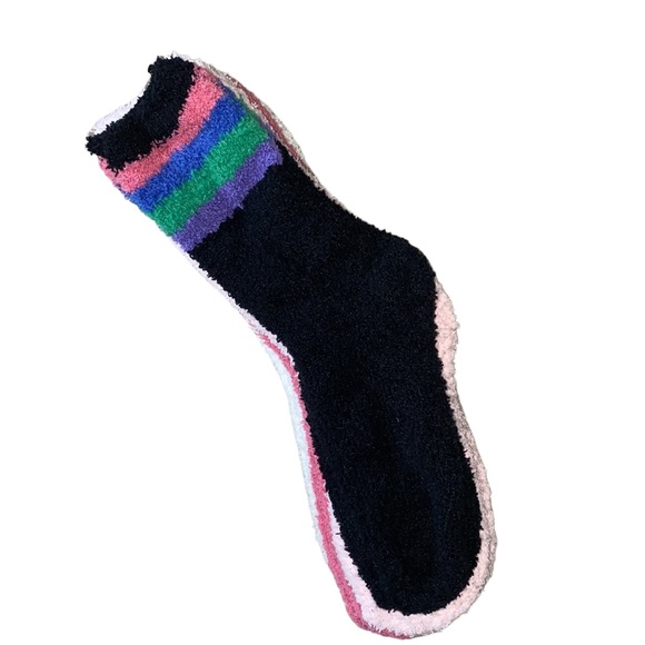 NEW 4pk cozy “be kind” socks - Picture 7 of 10
